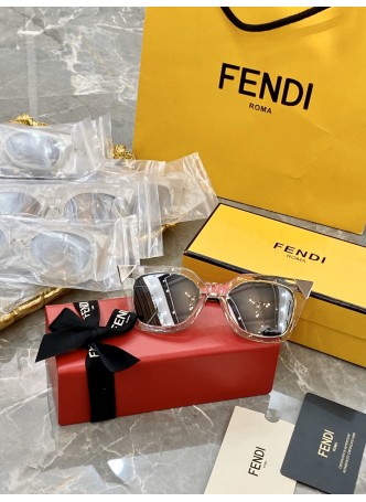 FENDI SUN GLASSES